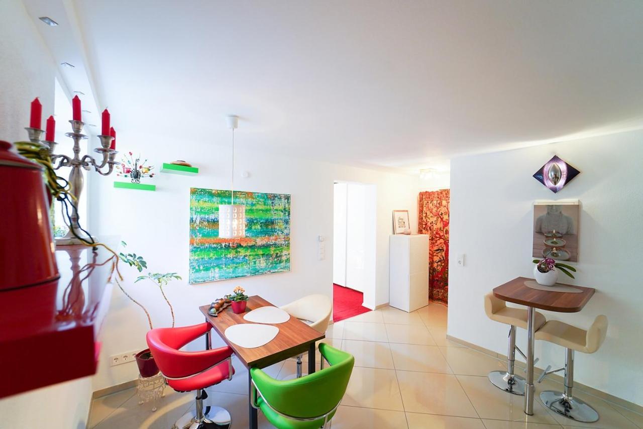 Freundliche Ferienwohnung Bad Urach Bagian luar foto